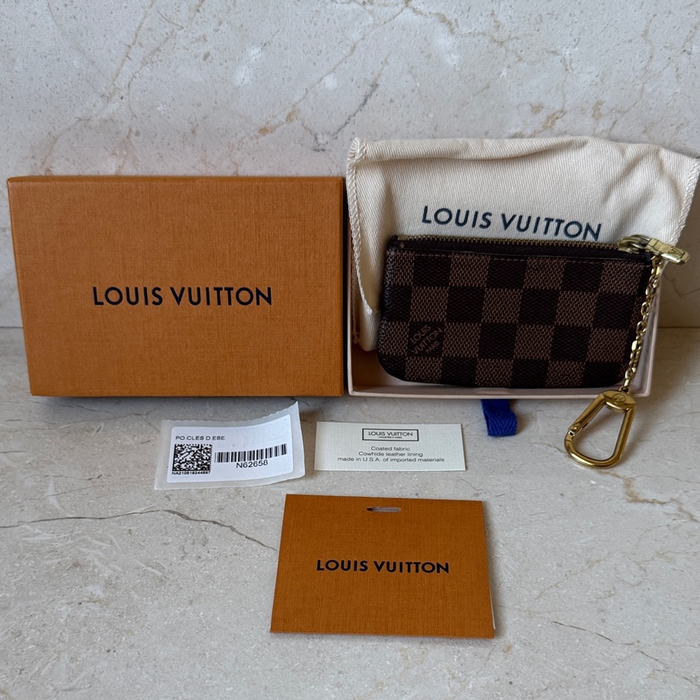 Louis Vuitton Key Pouch in Damier Ebene Print